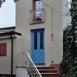 Casa Da Nonna Rita بيت للعطل